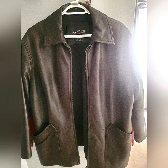 Leather jacket - Picture 1 of 1